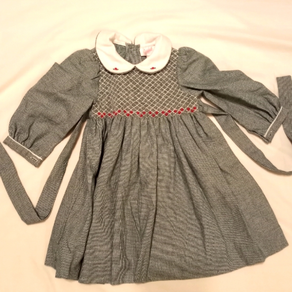 Sophie Dess Vintage dress infant 12 mo tie back soft fabric smocked top